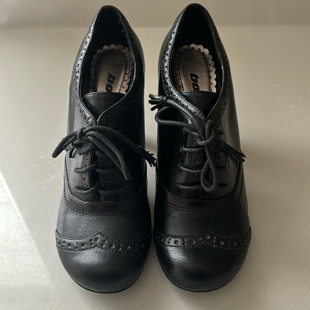 BONGO lace up booties SZ6